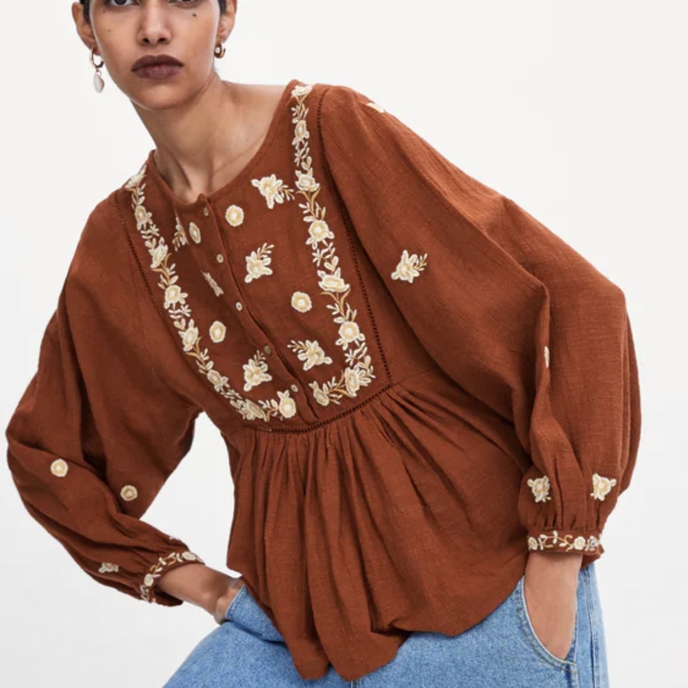 ZARA Embroidered Blouse SIZE XS